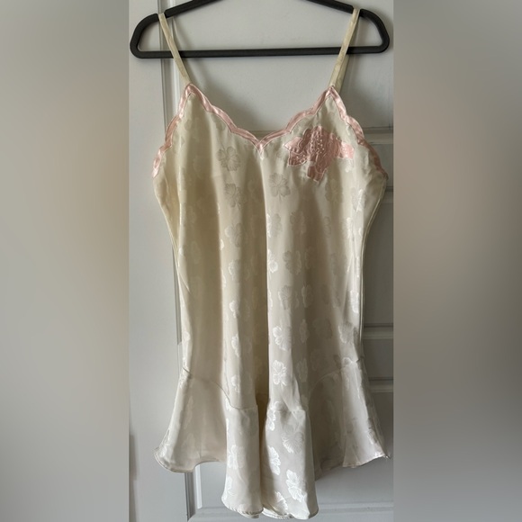 Victoria's Secret Other - Vintage Victoria’s Secret Slip